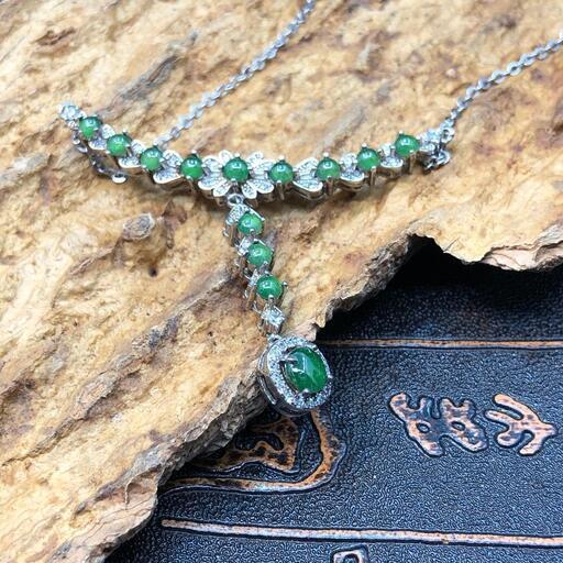 福袋 ネックレス 本翡翠 氷ヒスイ 誕生日プレゼント 緑色 天然石 魔除け 本物保証1
