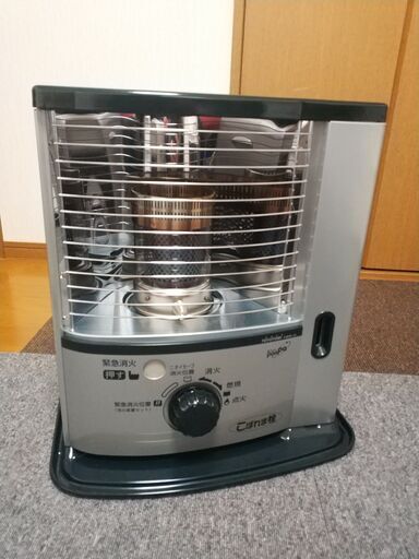 使用2回　石油ストーブ CS-S23B(RS-S23A) トヨトミ製