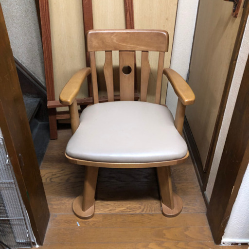 ダイニング回転チェア