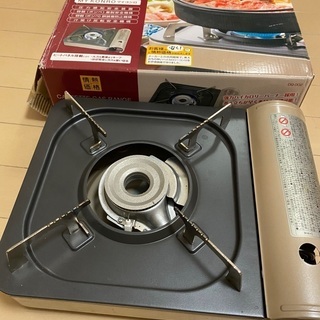 カセットコンロ　カセットボンベ付