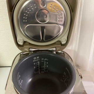 再投稿！スチームIHジャー炊飯器　しゃもじ付きの画像