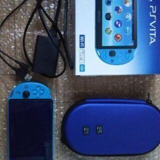 最終値下げPSVita2000本体+メモリーカード+ソフト三本+ポーチ