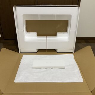 【値下げしました】IMac27インチ空箱のみの画像