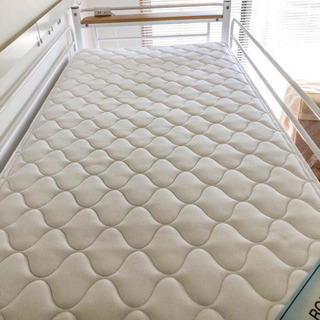 LOWYA ロフトベッド　シングル　コンセント付き宮棚の画像