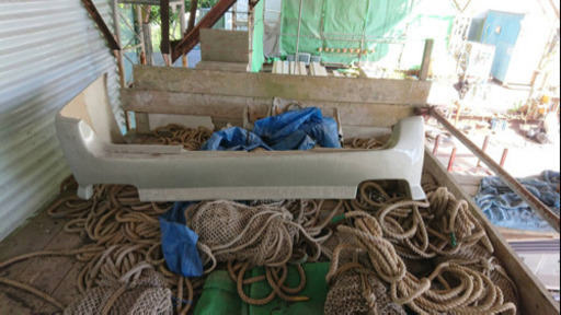 ハイエース100系 リアバンパー