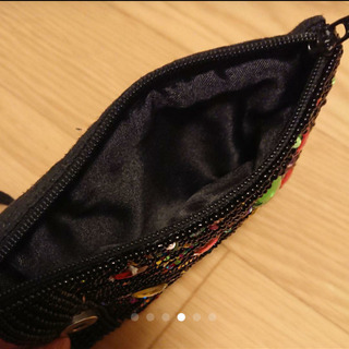 ビーズ ビジュー スマホケース ポーチ 小物入れの画像