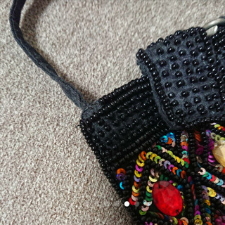 ビーズ ビジュー スマホケース ポーチ 小物入れの画像