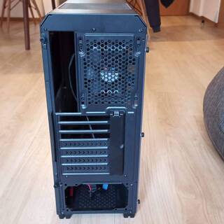 PCケース　ミドルタワー　の画像