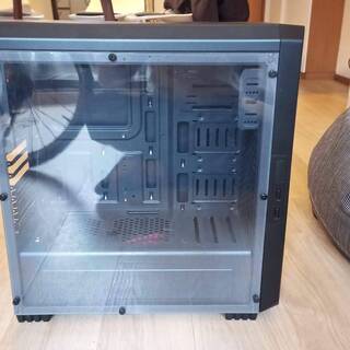 PCケース　ミドルタワー　の画像