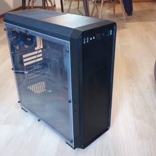 PCケース　ミドルタワー　