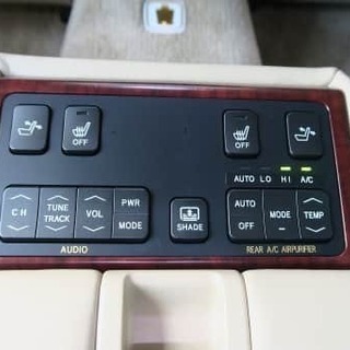 本革シートのクラウン ロイヤルサルーン入庫致しました😎✨の画像