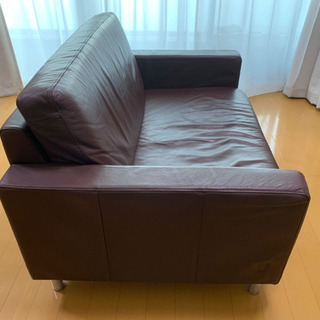 【譲ります】無印良品レザーソファ　1.5シーターの画像