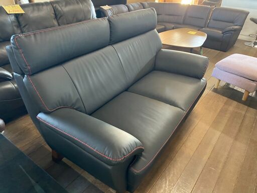 山田店長の好きなソファーメーカーのソファーです！これ激安すぎですので宜しく＼(^o^)／