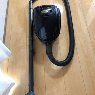 【11日までのお取引き！】紙パック式掃除機