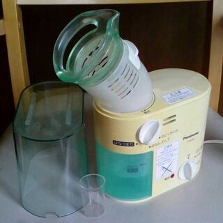 スチーム吸入器　鼻やのどの加湿に！ 花粉症、鼻風邪対策にも。