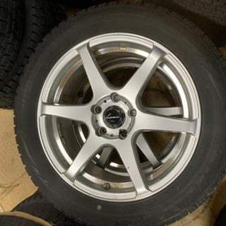 スタッドレス　215/55R17  アルファード　オデッセイ　エスティマ　ヴェルファイア