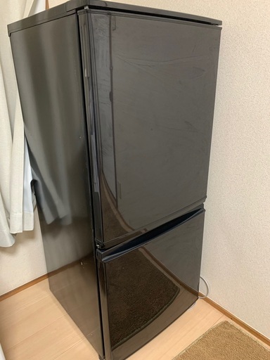 ★お取引中★5000円に値下げしました＊SHARP＊2015年製冷蔵庫ブラック＊
