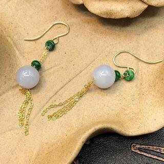 ピアス イヤリング ミャンマー産 本翡翠 氷ヒスイ ラベンダー色 18k 鑑別書の画像