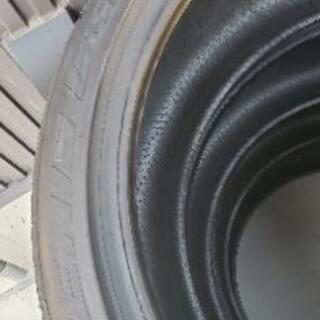 【値下げ】新品タイヤの画像