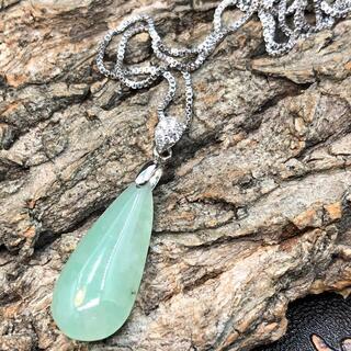 ネックレス 雫 本翡翠 氷ヒスイ 誕生日プレゼント 男女兼用 本物保証