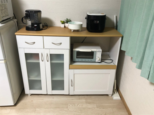 食器棚