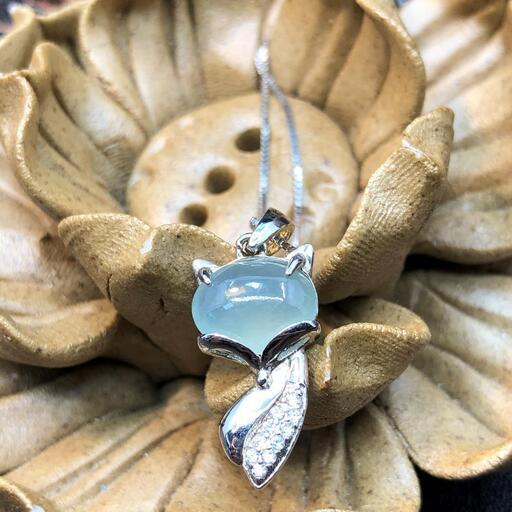 福袋 ネックレス 狐狸 ミャンマー産 本翡翠 氷ヒスイ 誕生日プレゼント