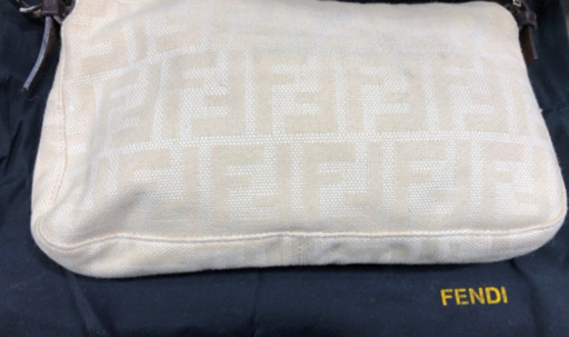 ※転売不可　美品　FENDI フェンディ　ベージュ　ほかにもあり 