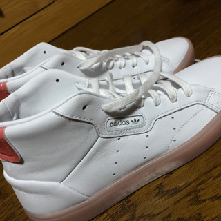 試着のみの未使用の画像