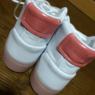 試着のみの未使用の画像