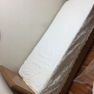 引き出し付きシングルベッド