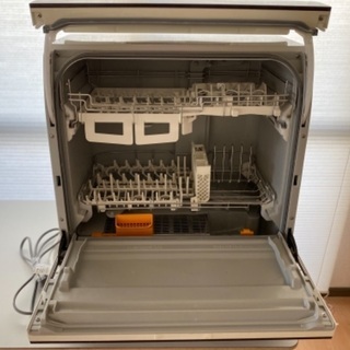 パナソニック　食器洗い乾燥機NP-TR8の画像