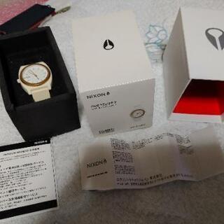 NIXON　腕時計　白　THE TIME TELLER P(タイ...