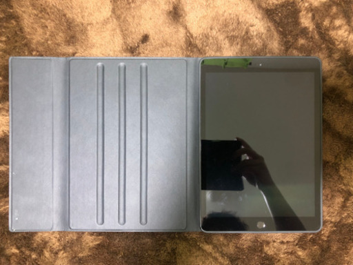 iPad 第8世代 WiFiモデル 32GB シルバー
