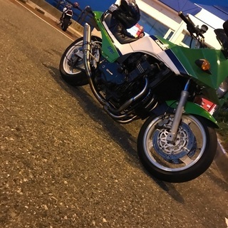 GPZ900r