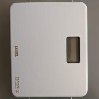 【お譲り先決定】タニタ　体重計　ホワイト　デジタルヘルスメーター...