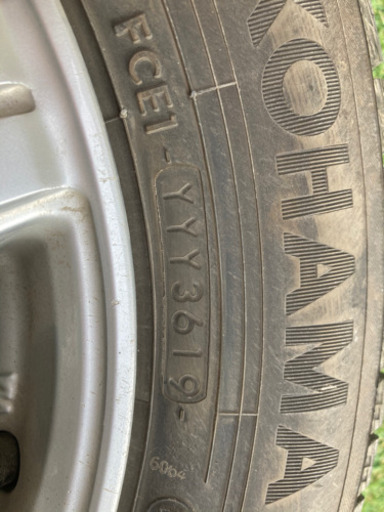 【商談中】スタッドレスタイヤ ホイール付 アイスガード60  145/80R13 