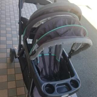 Graco 2人乗りベビーカー(縦型)