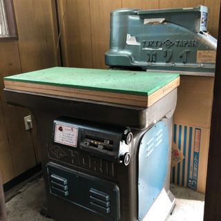 クリッカー裁断機の画像