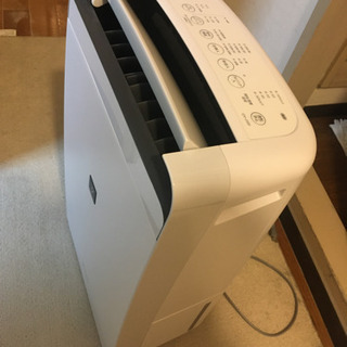 商談中】除湿機(シャープ、プラズマクラスター、2020年製)
