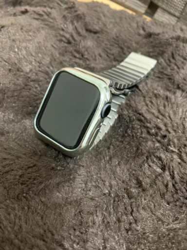 アップルウォッチ 4  ブラック　４０mm