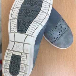 新品　フラットシューズの画像