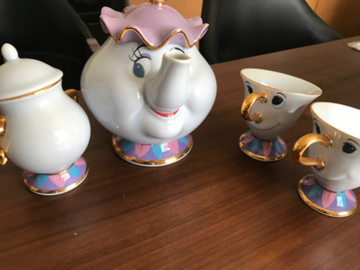 ディズニーリゾート限定　ポット夫人