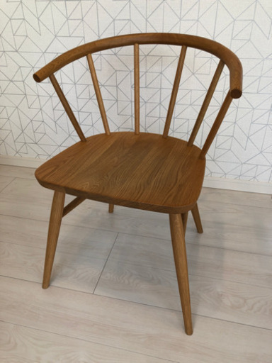 無印良品　オーク材　アームチェア　丸足