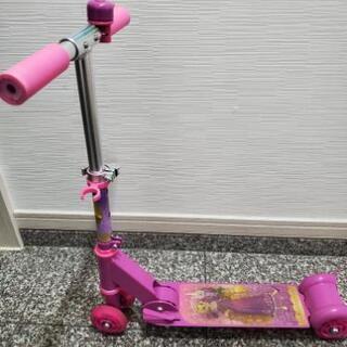 キックボード　女の子　
