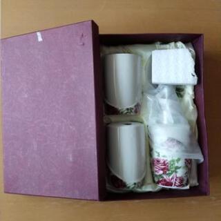ハンドソープ　陶器　入れ物　等の画像