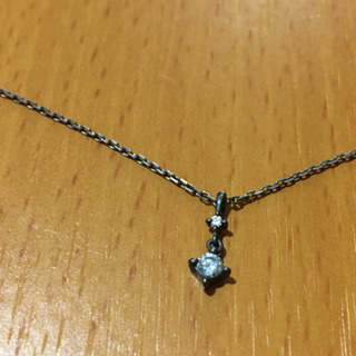 石付きネックレス差し上げますの画像