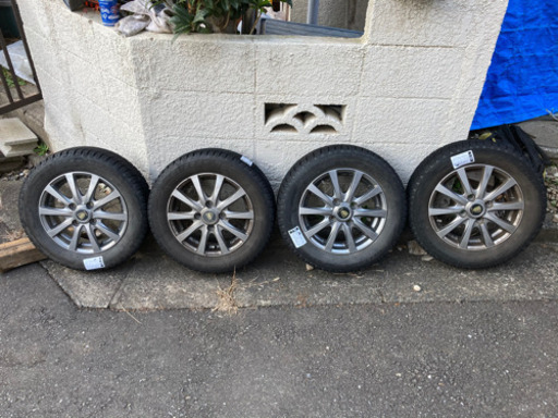 ブリジストン　ブリザックＲＥＶＯ ＧＺ　 PCD１００４穴ホイール付き中古シタッドレス４本セット