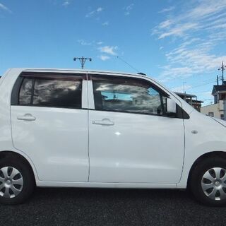 ７万㌔台　車検長　修復歴無し　人気のホワイト　ナビ　エアコン　キーレス　総額１６万の画像