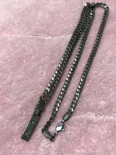 レダシルマ　ペンダント
