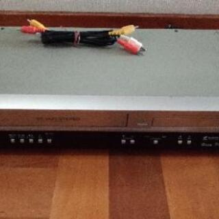 日立ビデオ DVD 一体型プレーヤー